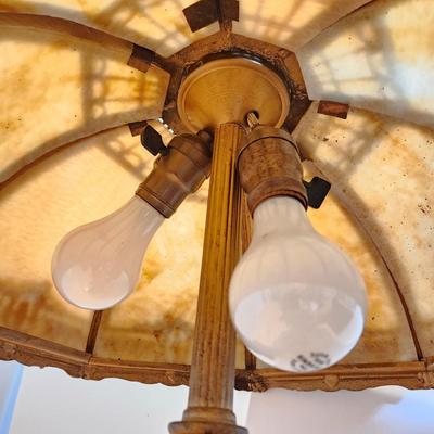 Antique Octagonal Ornate Slag Glass Table Lamp Curved Shade