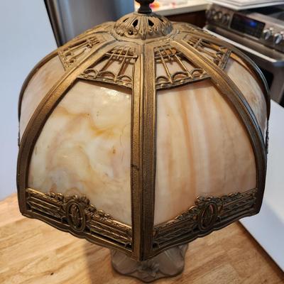 Antique Octagonal Ornate Slag Glass Table Lamp Curved Shade