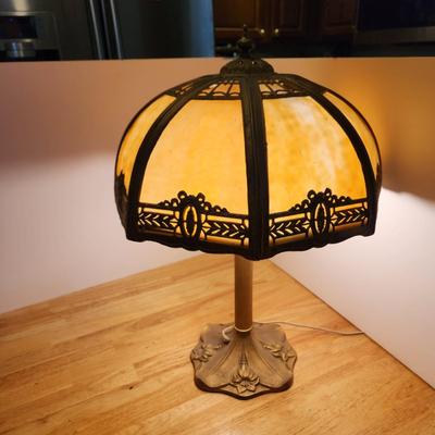 Antique Octagonal Ornate Slag Glass Table Lamp Curved Shade