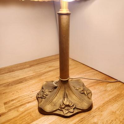 Antique Octagonal Ornate Slag Glass Table Lamp Curved Shade