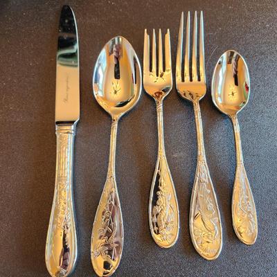 40 pieces Ricci Argentieri Stainless Steel 18/10 Flatware