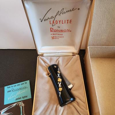 Vintage Ronson Varaflame Ladylite Butane Lighter