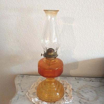 VINTAGE OIL LAMP
