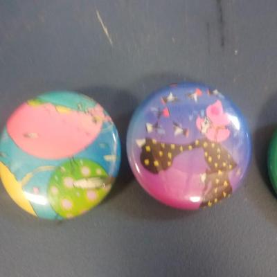 LOT 121 FIVE PETER MAX PINS