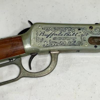 Daisy 1894 Spittin’ Image Buffalo Bill BB Gun With Box