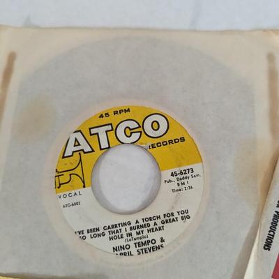 Various Artist 45 Records The Isley Brother Bad Finger Choice 3