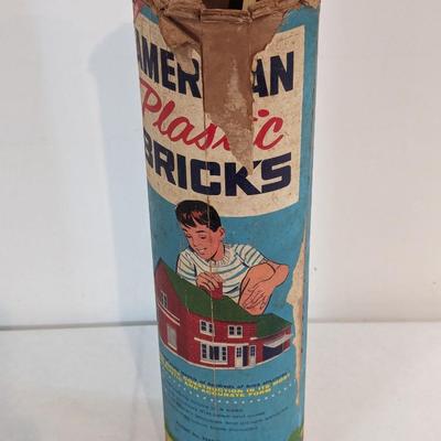 Vintage - American Plastic Bricks - Elgo