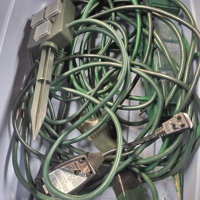 HEAVY DUTY OUTDOOR EXTENSION CORDS