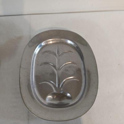Wilton Columbia Pewter Serving Plate