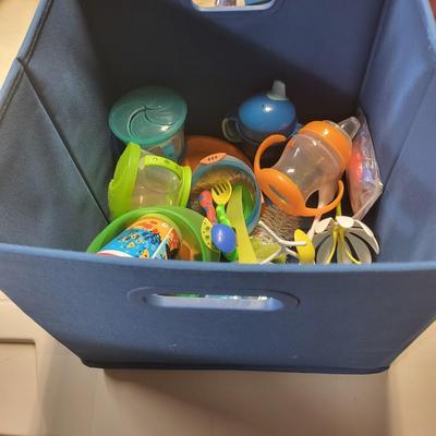 SIPPY CUPS, NO SPILL SNACK CONTAINERS AND MORE