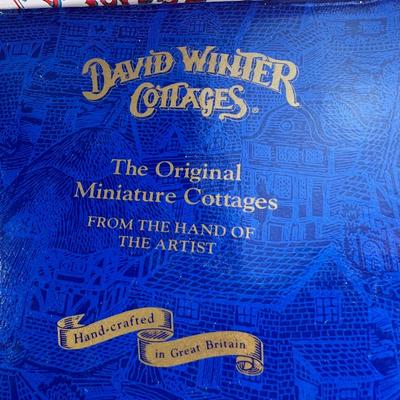 David Winter Cottage lot #3