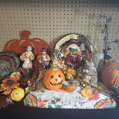 AUTUMN DECORATIONS