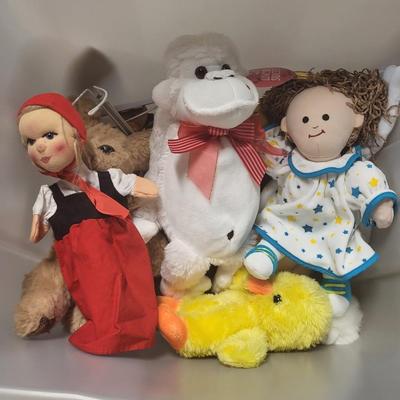 SMALLER PLUSH DOLLS AND ANIMALS