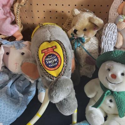 DOLLS, WICKER DOLL CHAIRS, PLUSH ANIMALS