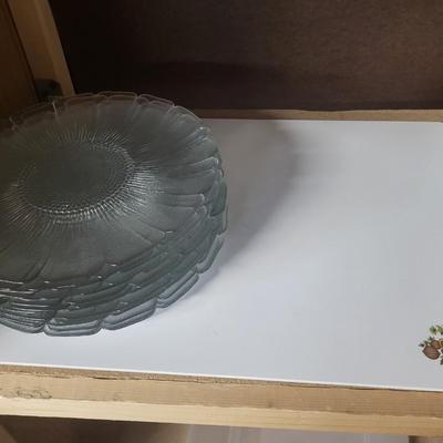 SET OF TUPPERWARE CANISTERS, GLASS DINNER PLATES AND MORE