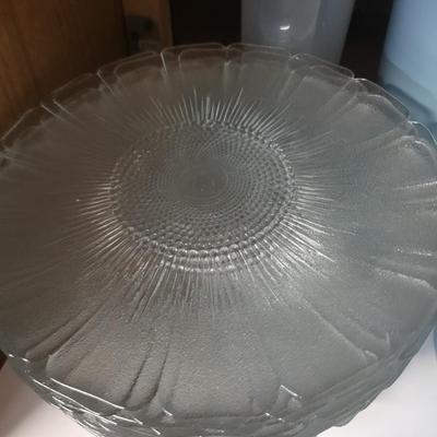 SET OF TUPPERWARE CANISTERS, GLASS DINNER PLATES AND MORE