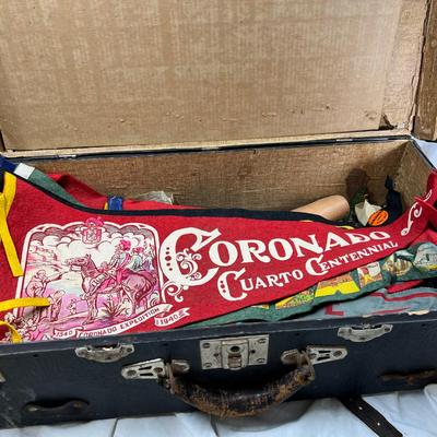 1940s case and pennants