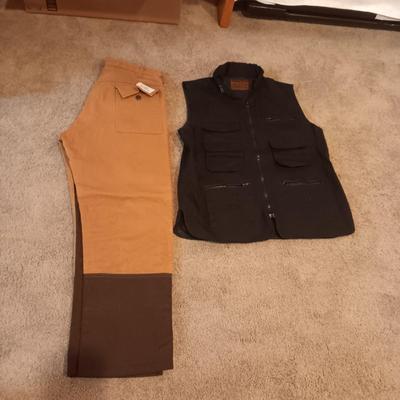 MEN'S REDHEAD CARHARTT LIKE PANTS AND HUNTING VEST BY WEATHER RITE