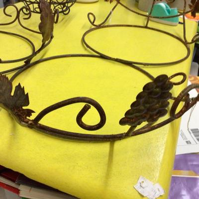 Decorative Metal Lot