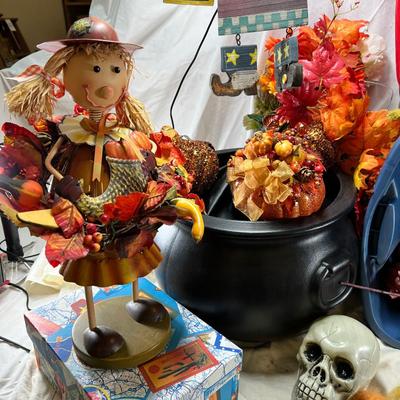 Trolls and Troll house Holiday decor