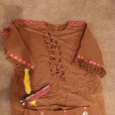 NATIVE AMERICAN COSTUME
