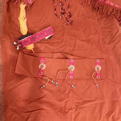 NATIVE AMERICAN COSTUME