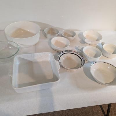 Kitchen Supplies (see all pictures)