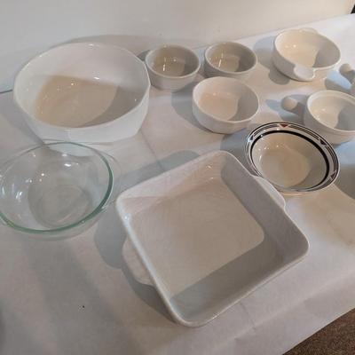 Kitchen Supplies (see all pictures)