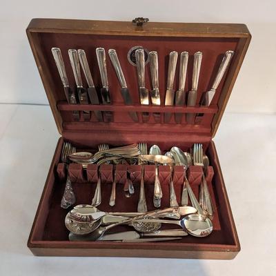 50+ Pieces Assortment Of Silverware Argyle & Rogers & Hamilton