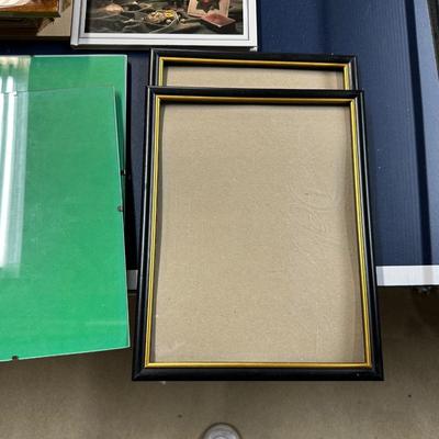 DRIED FLOWER PRESS W/BOOK AND PICTURE FRAMES