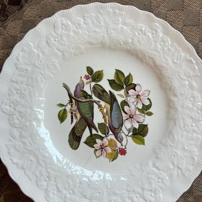 Complete set up Bird Dinner china set of 8