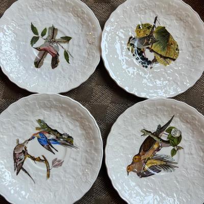 Complete set up Bird Dinner china set of 8