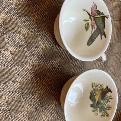 Complete set up Bird Dinner china set of 8