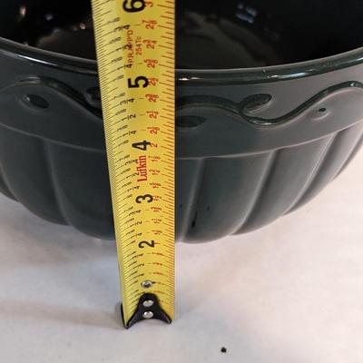 The Country Garden Stoneware Collection Bowls