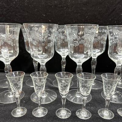 ETCHED CRYSTAL STEMMED GLASSES