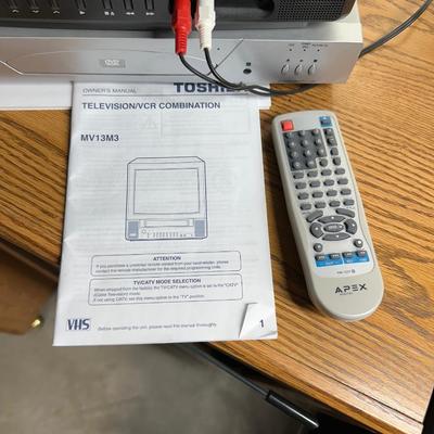 TOSHIBA COMBO TV & VCR PLAYER PLUS APEX DVD PLAYER W/REMOTE
