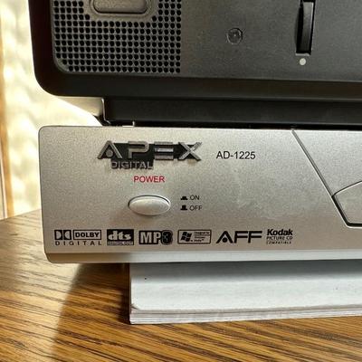 TOSHIBA COMBO TV & VCR PLAYER PLUS APEX DVD PLAYER W/REMOTE