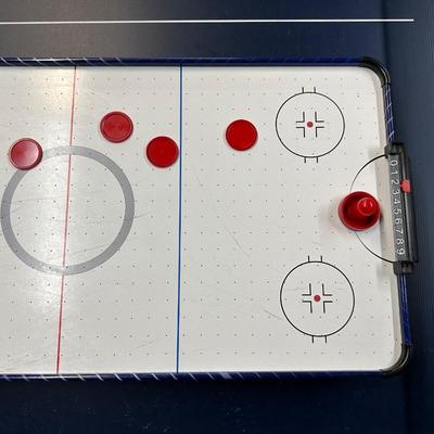 TABLE TOP SPORT SQUAD AIR HOCKEY GAME