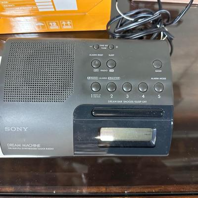 SONY DREAM MACHINE, AV WIRELESS CAMERA & CELL PHONE CHARGING STATION