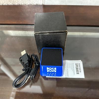 SONY DREAM MACHINE, AV WIRELESS CAMERA & CELL PHONE CHARGING STATION