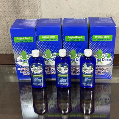 SQUEAKY CHEEKS BODY AND FOOT POWDER