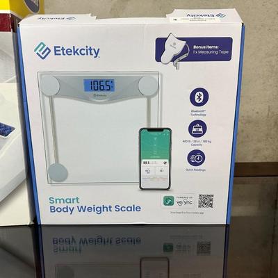 LUXURY FOOT SPA & SMART BODY WEIGHT SCALE