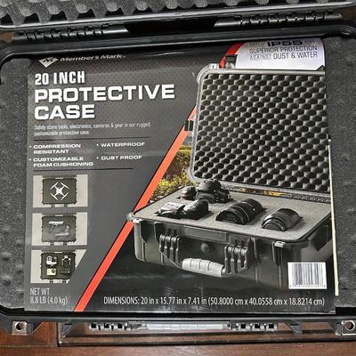 20" PROTECTIVE CASE & 4 PISTOL/ACCESSORY CASE