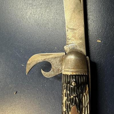 3 FOLDING POCKET KNIVES