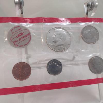 Set of Four 1970 U. S. Mint Uncirculated Coin Sets (#59)
