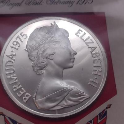 1975 Royal Visit Bermuda Queen Elizabeth Sterling $25 Silver Coin with First Day Issue Stamp (#62)