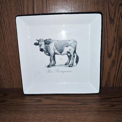 COW FIGURINES AND COW PLATE