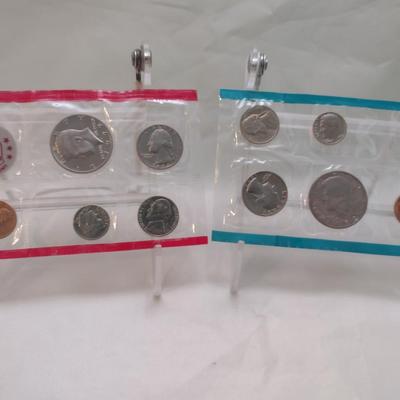 Set of Six 1972 U. S. Mint Uncirculated Coin Sets (#147)