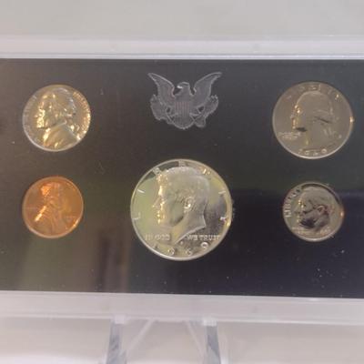Set of Six 1969 U. S. Mint Proof Coin Set (#213)