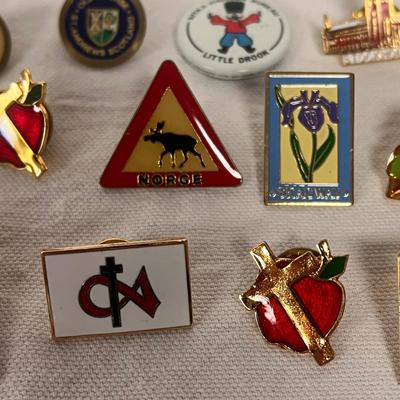 Assortment of Patches, Pins, and More (BBC-DZ)